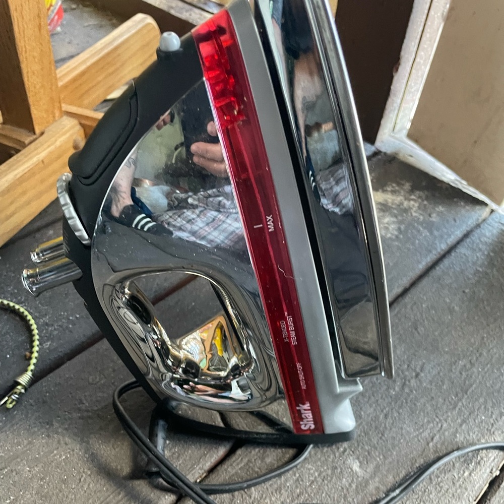 Shark iron